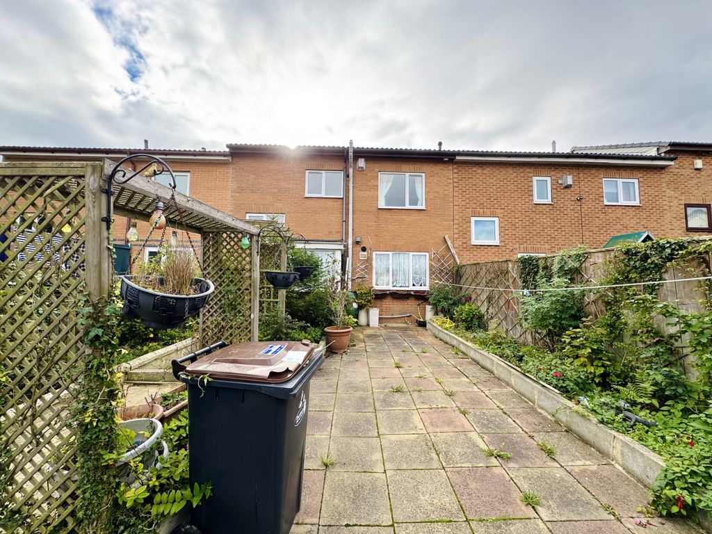 Property photo 1 of 15 Img_5062