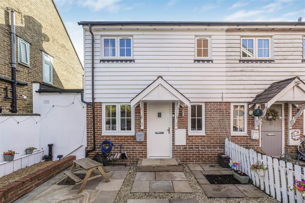 Property photo 1 of 21 18_63998.Jpg