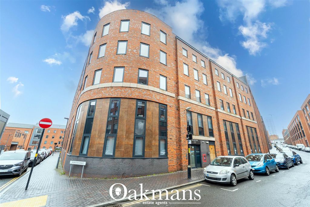 Property photo 1 of 13 Dom01887-Edit.Jpg