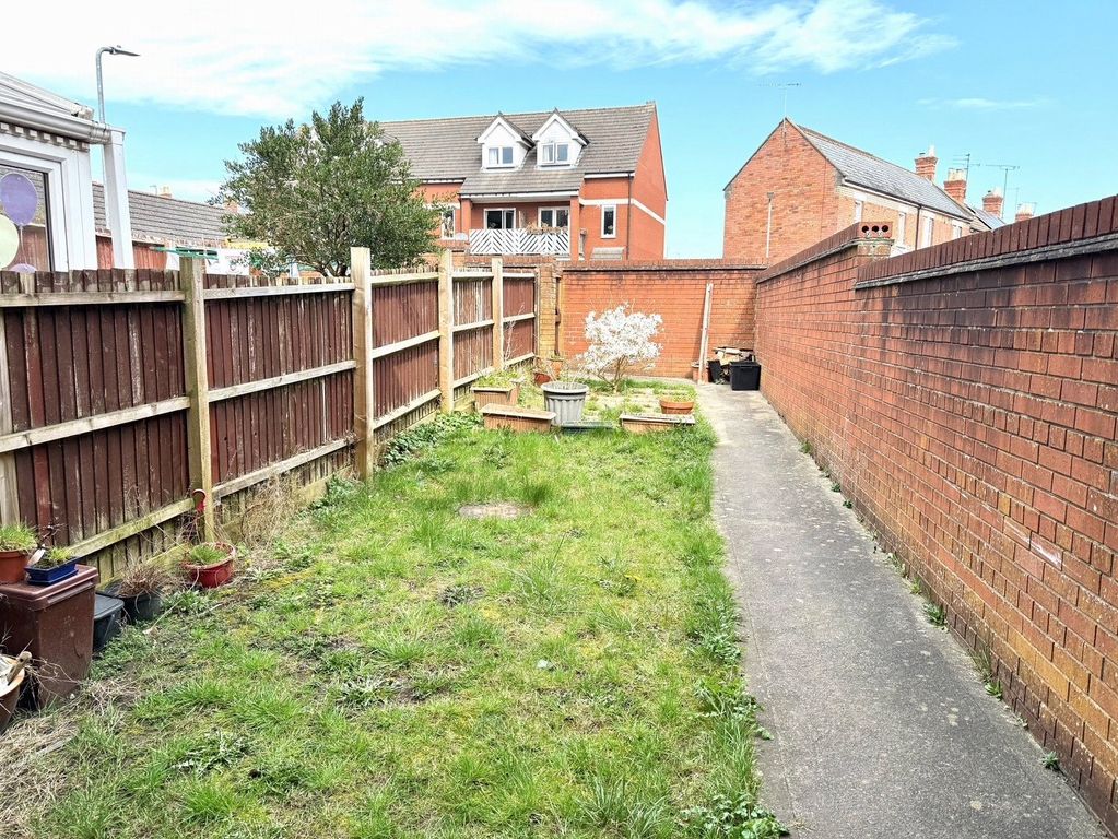 Property photo 2 of 12 Picture No. 20
