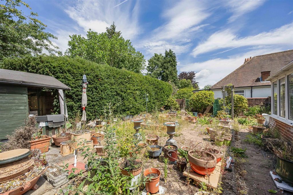 Property photo 2 of 15 40_86670.Jpg