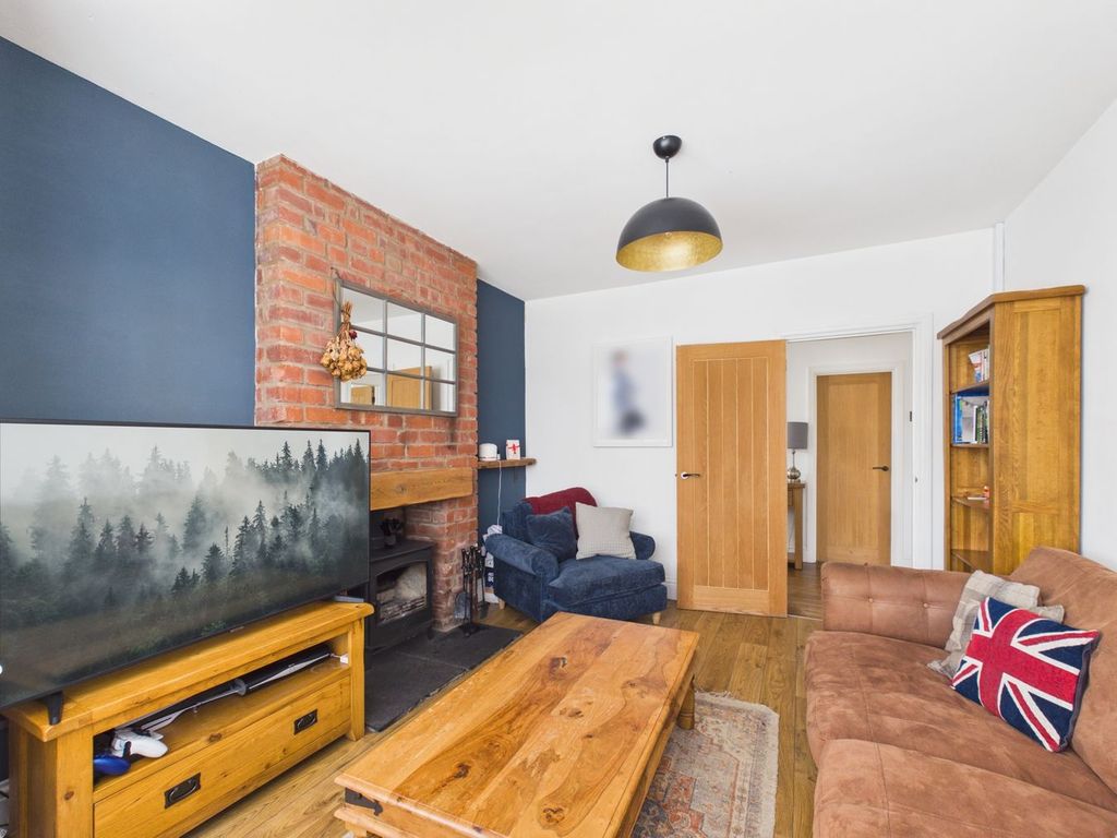 Property photo 3 of 22