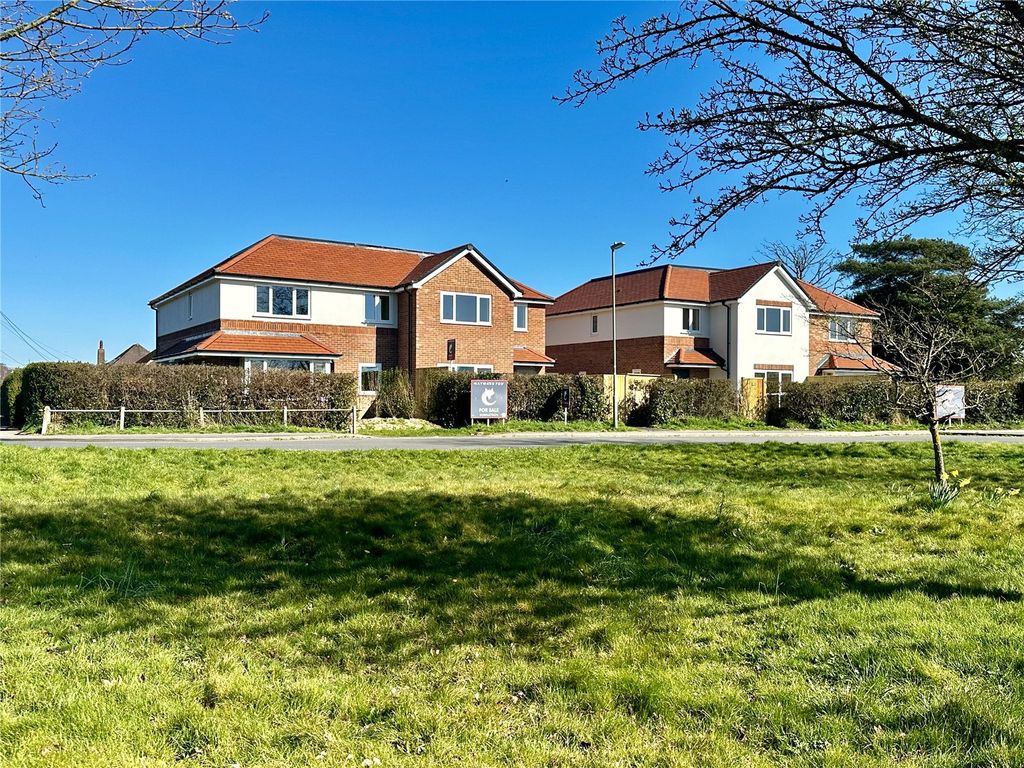 Property photo 1 of 13 Picture No. 23