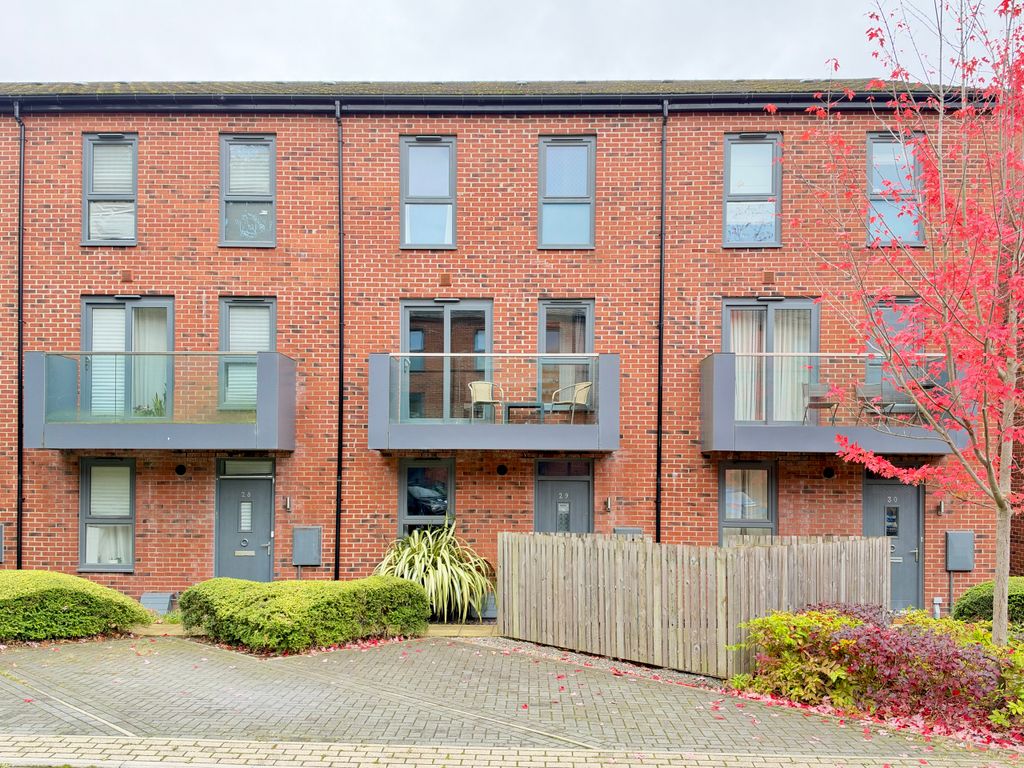 Property photo 1 of 13 External