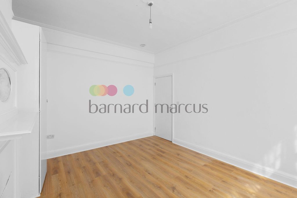 Property photo 3 of 8 View