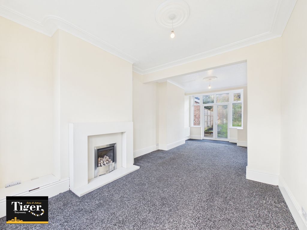 Property photo 2 of 12 Cam03440G0-Pr0566-Still006