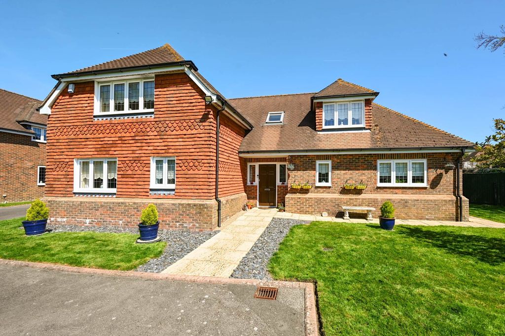 Property photo 1 of 34