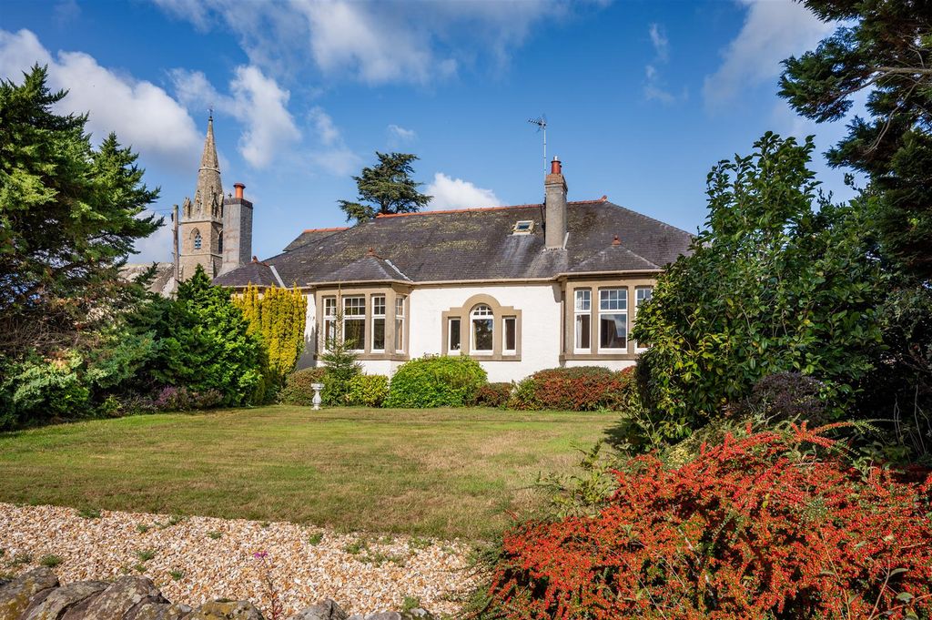 Property photo 2 of 33 Benachie-29.Jpg