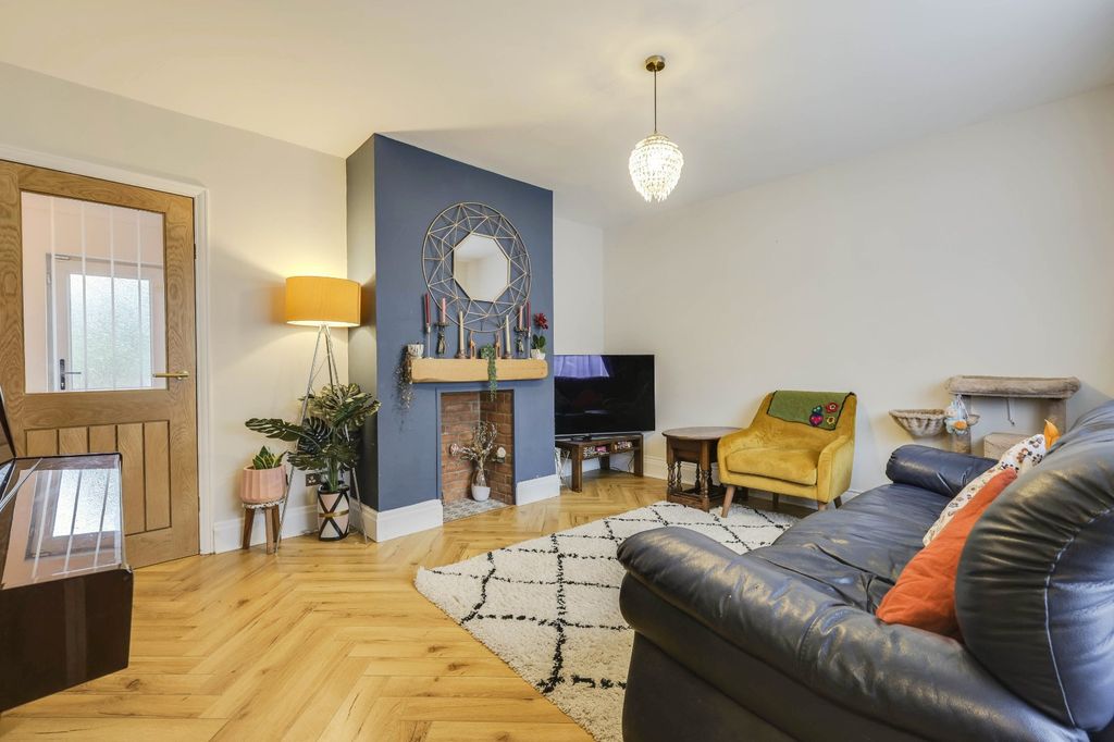 Property photo 2 of 13 Picture No. 03