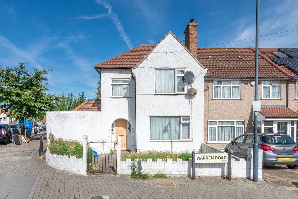 Property photo 1 of 12