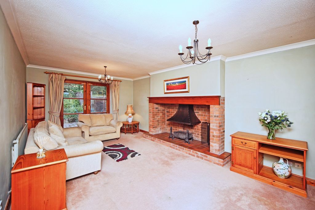 Property photo 2 of 15
