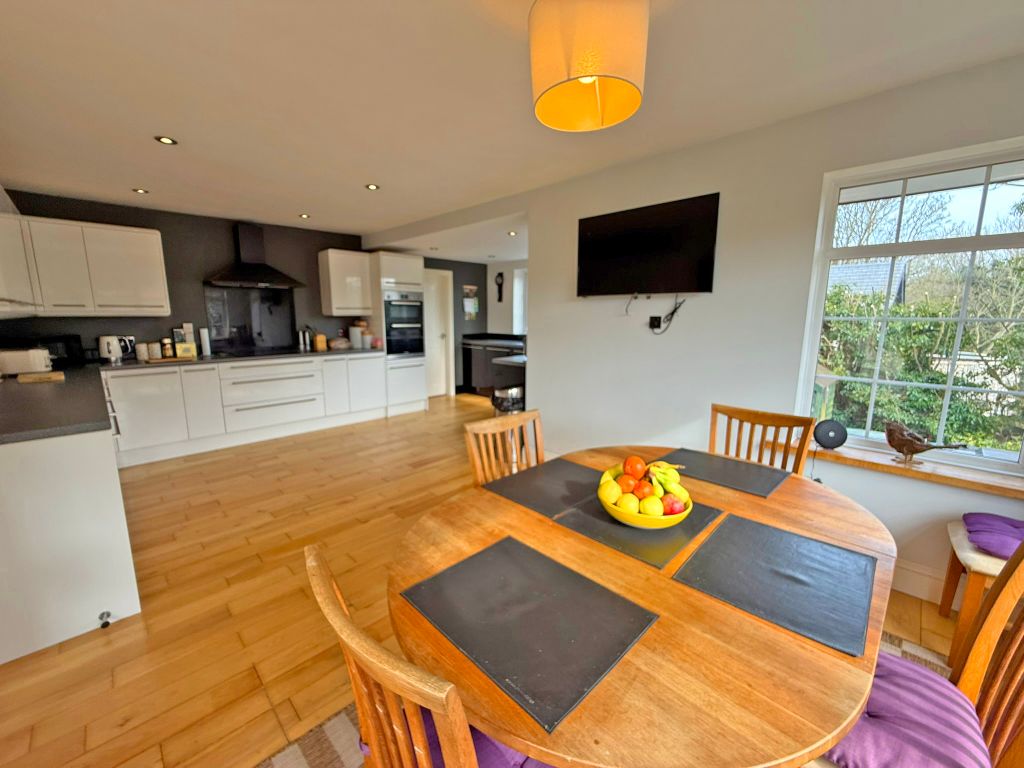 Property photo 3 of 21 Img_2804