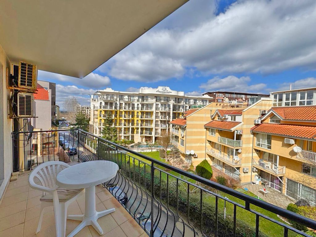 Property photo 3 of 9