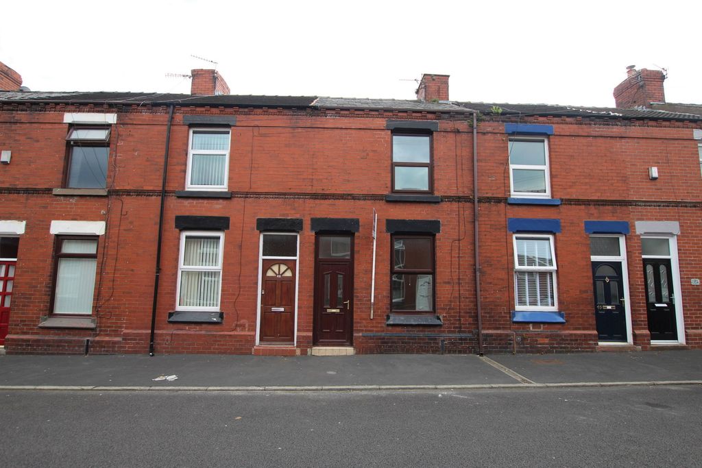 Property photo 1 of 7