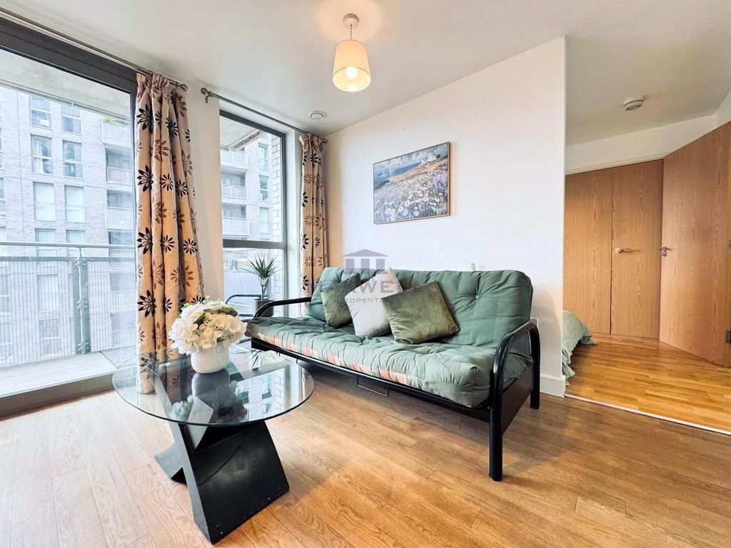 Property photo 3 of 16 For Sale, Buy - Studio In London, Lewisham, Se13 - Maxwellproproperties.Co.uk