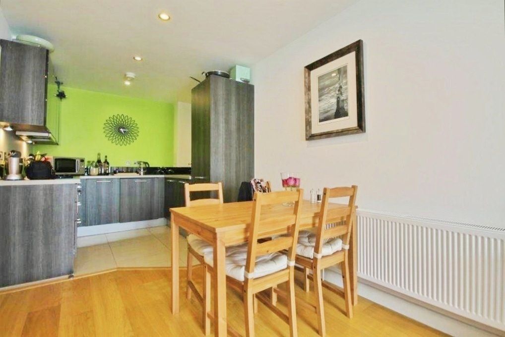 Property photo 3 of 8 Reception/Kitchen