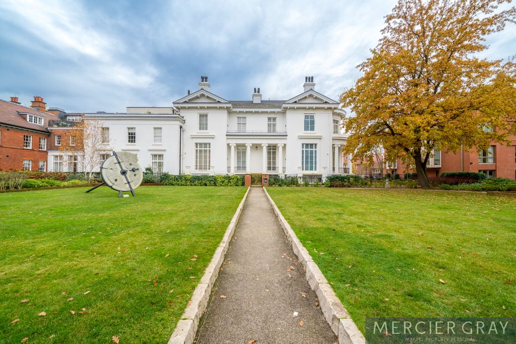 Property photo 3 of 10 Photo 7