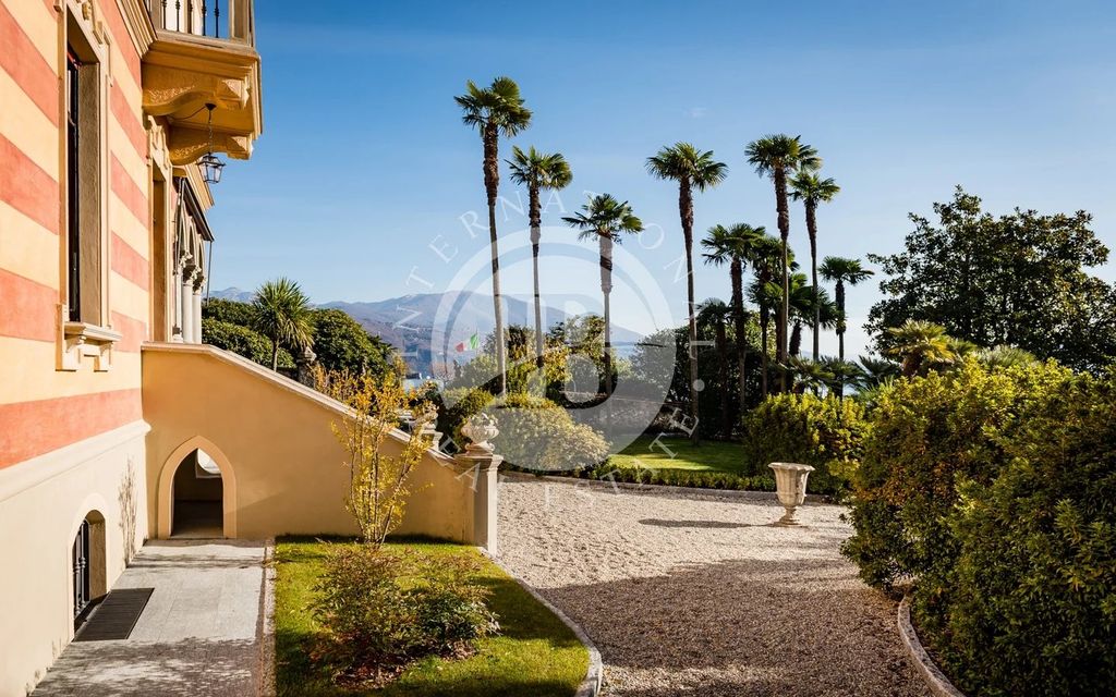 Property photo 2 of 35