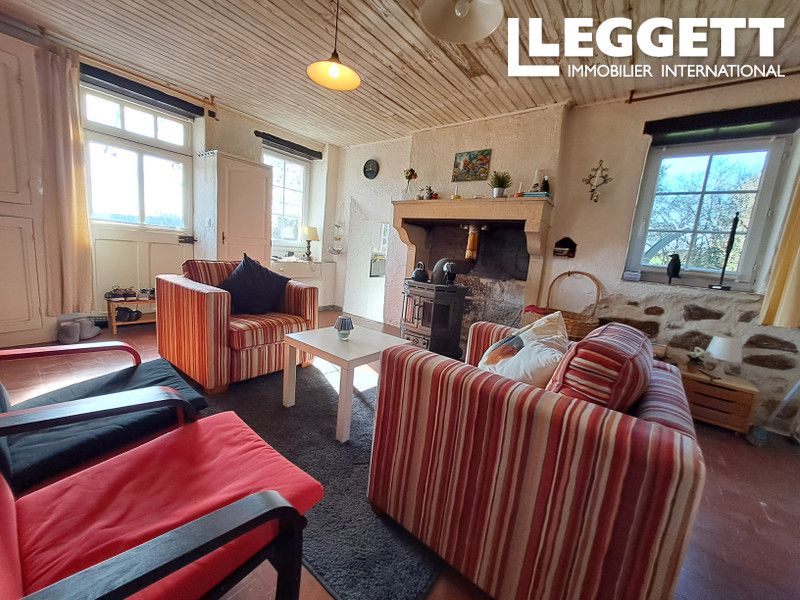 Property photo 2 of 10