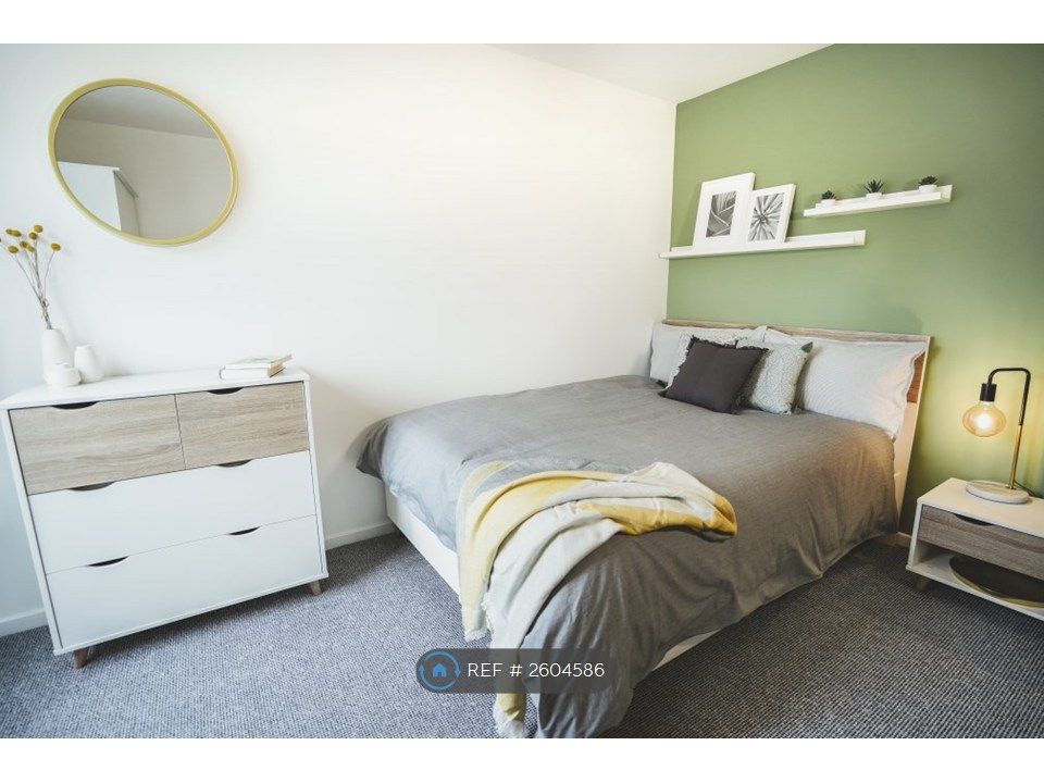 Property photo 1 of 13 Bedroom #4
