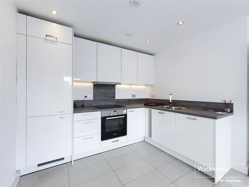 Property photo 2 of 9 Picture No. 25