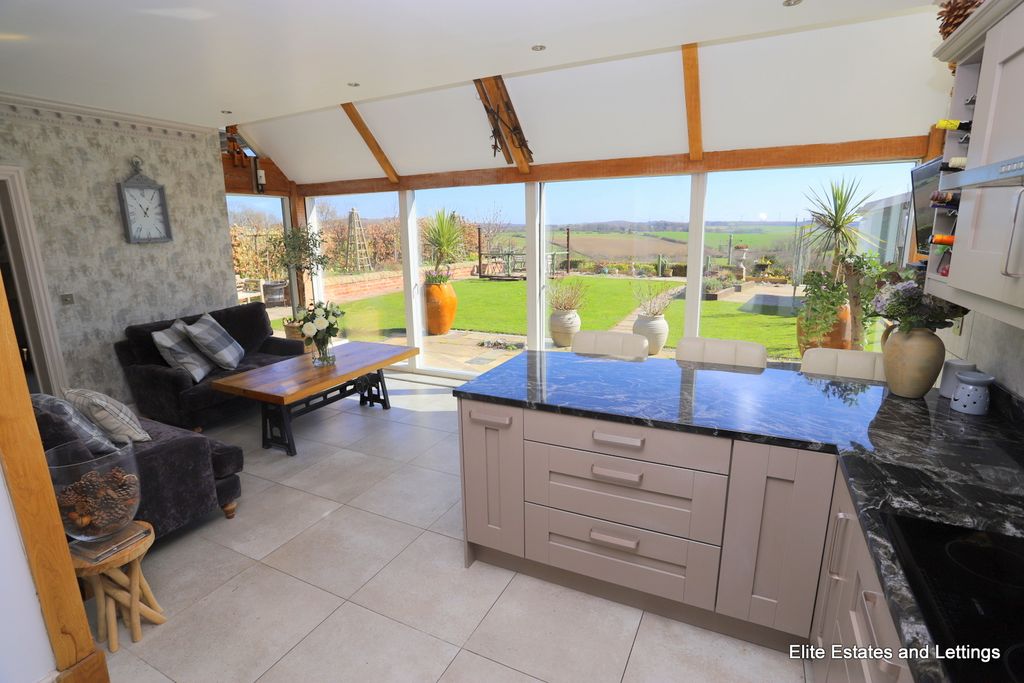 Property photo 2 of 32 06-Img_9683