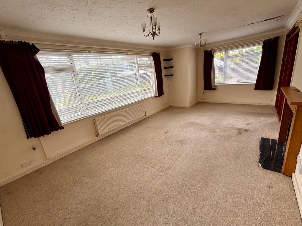 Property photo 2 of 17 Photo 9