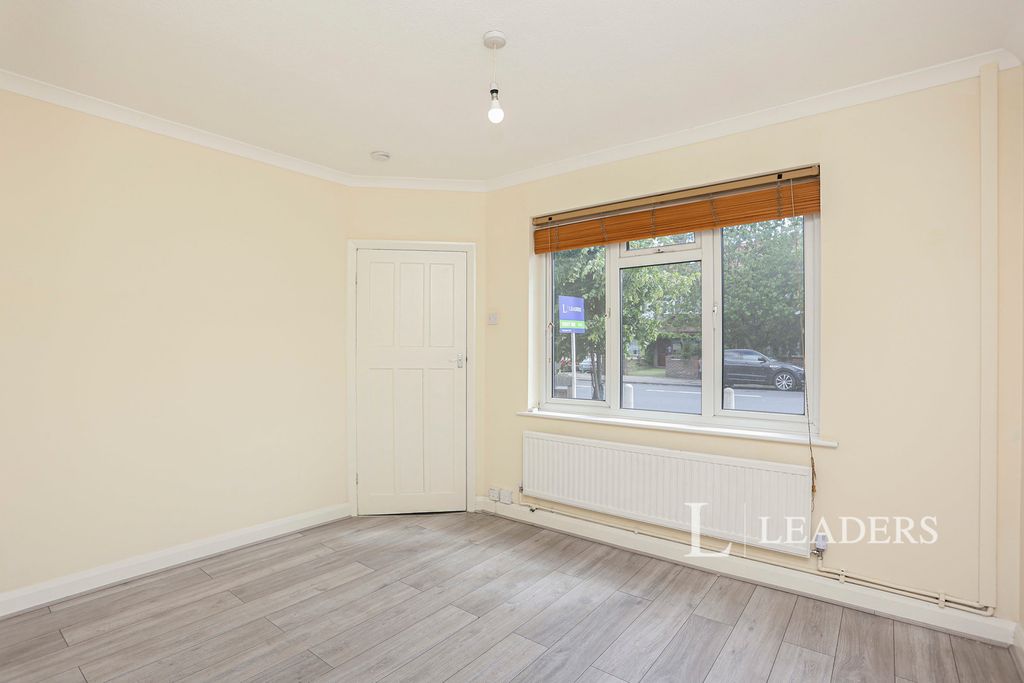 Property photo 2 of 13 Pbox-Img.Jpg