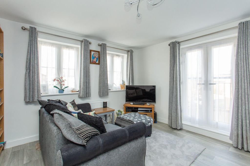 Property photo 2 of 14 Picture 2