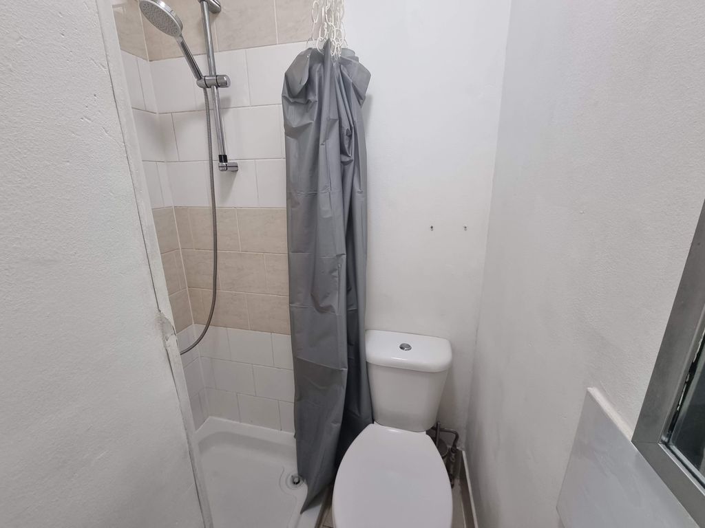 Property photo 3 of 3