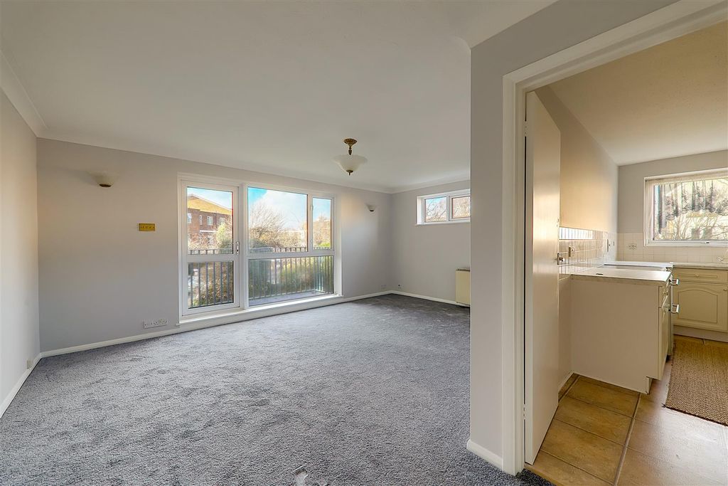 Property photo 2 of 11 Img_1232-Img_1234.Jpg