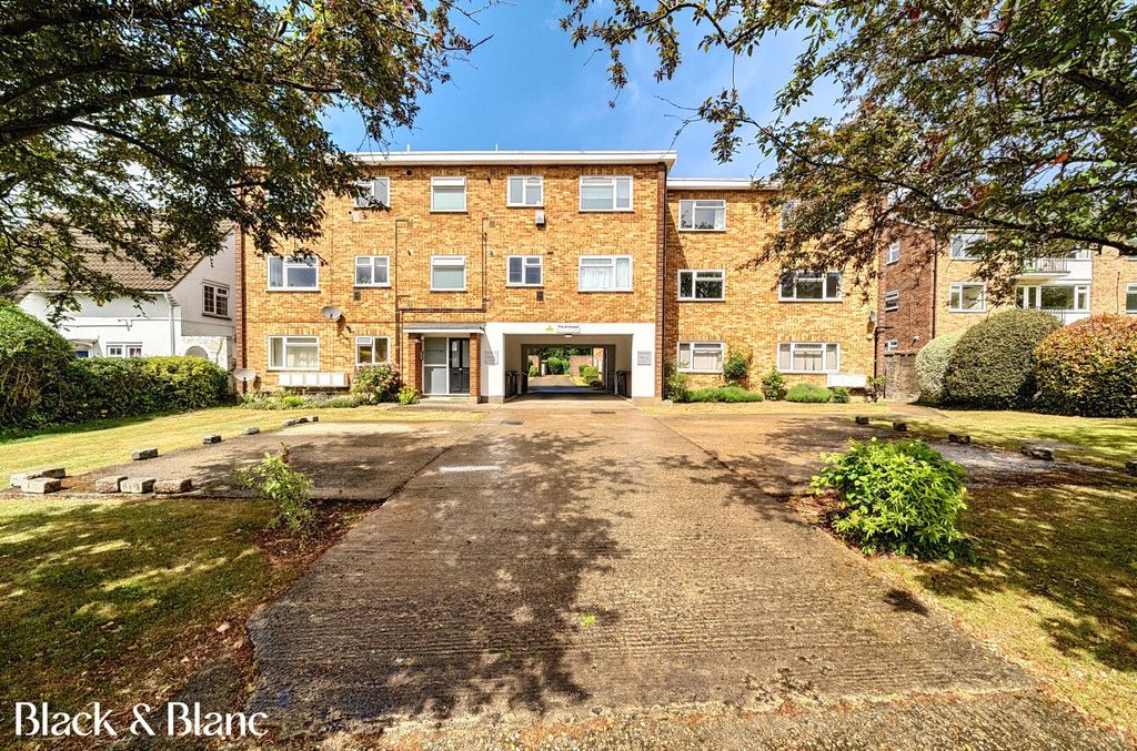 Property photo 1 of 13 External