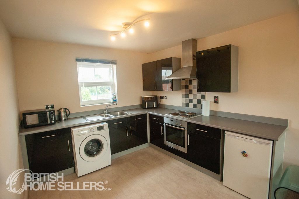 Property photo 2 of 13 Picture No. 62