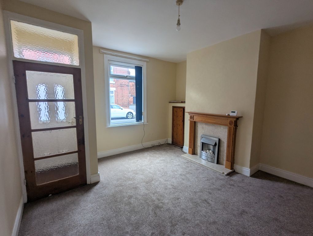 Property photo 2 of 11