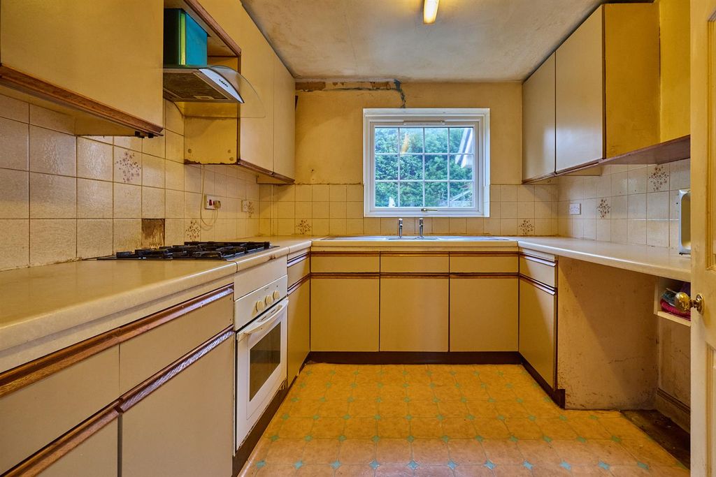 Property photo 2 of 11 Kitchen To Rear