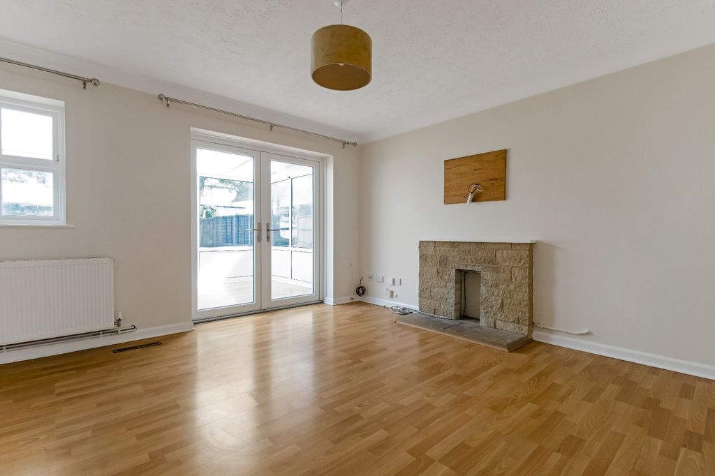 Property photo 2 of 12 Picture No. 02