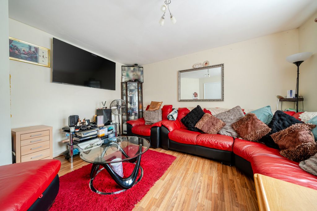 Property photo 2 of 21 1471515-19-6A2164...