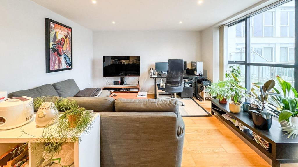 Property photo 2 of 17 Untitled-4126.Jpg