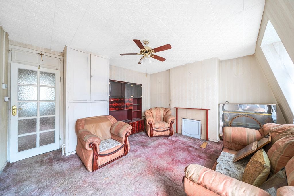 Property photo 2 of 8 Living Area