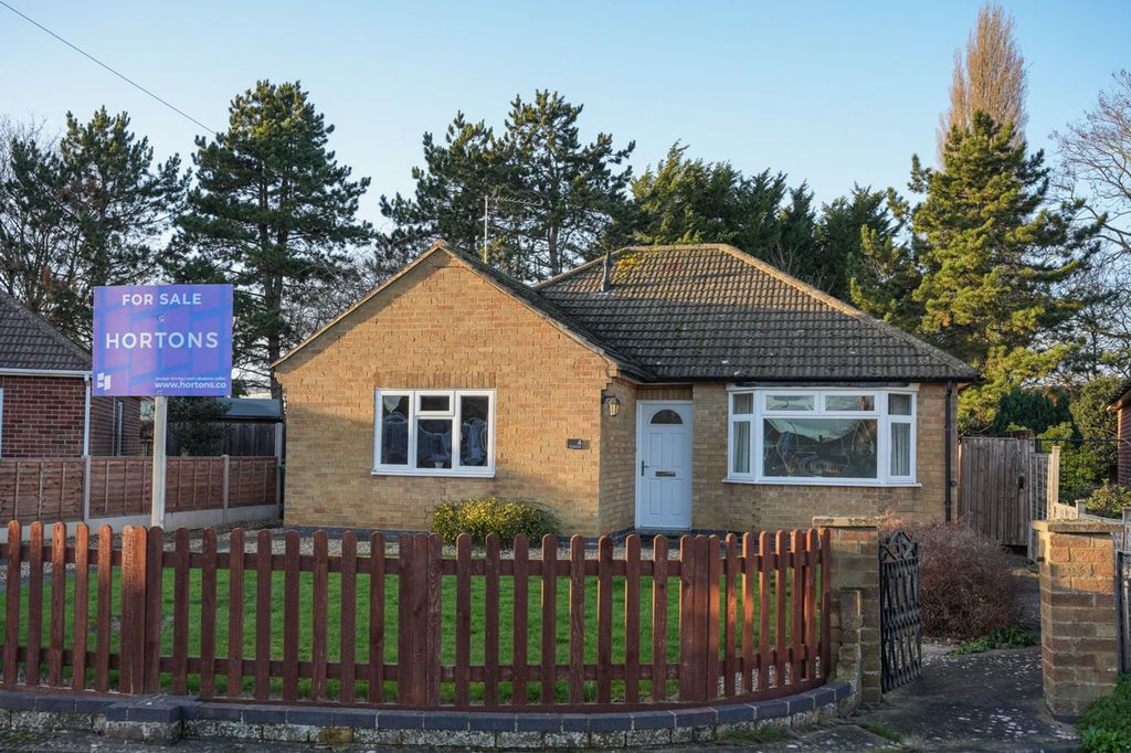 Property photo 2 of 20