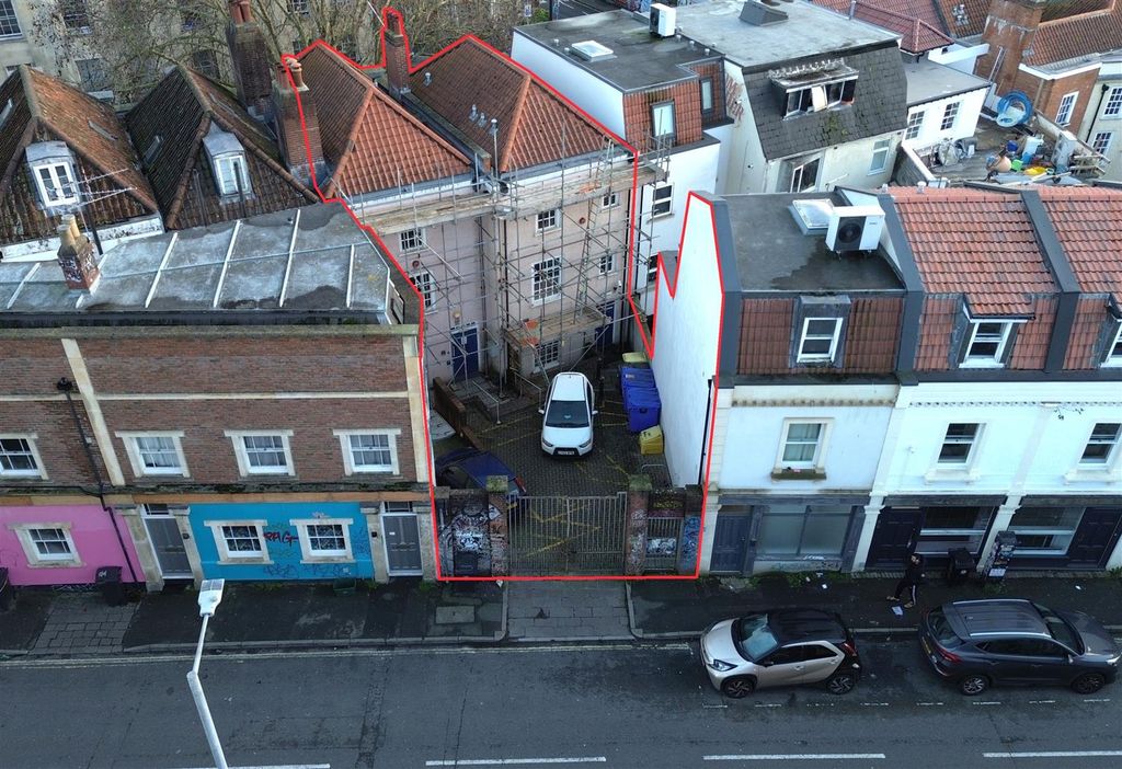 Property photo 3 of 23 3 - Development Opportunity For Auction, Stokes Cr