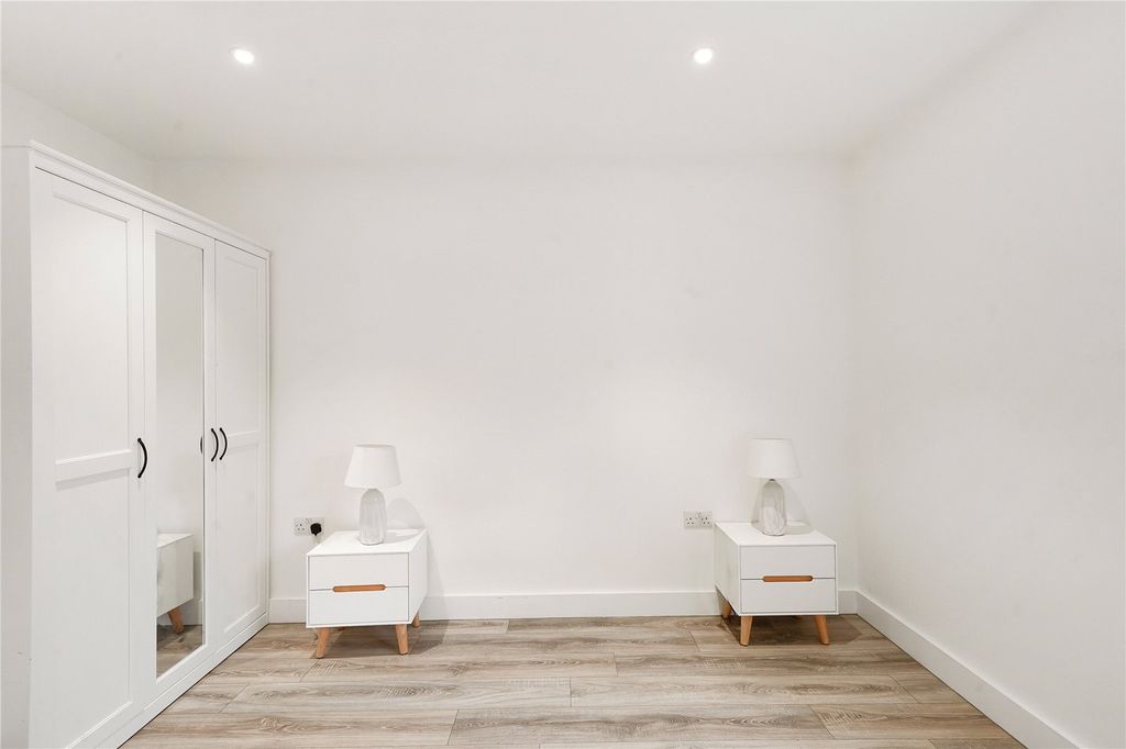 Property photo 3 of 16 Picture No. 04