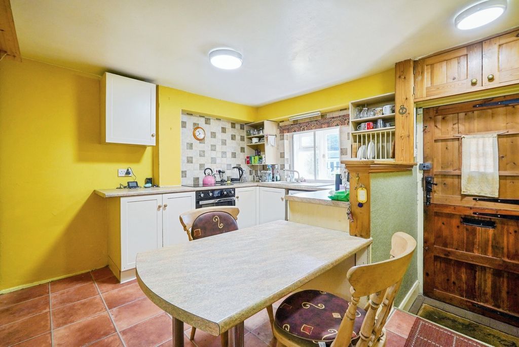 Property photo 3 of 21 Pbox-Img.Jpg