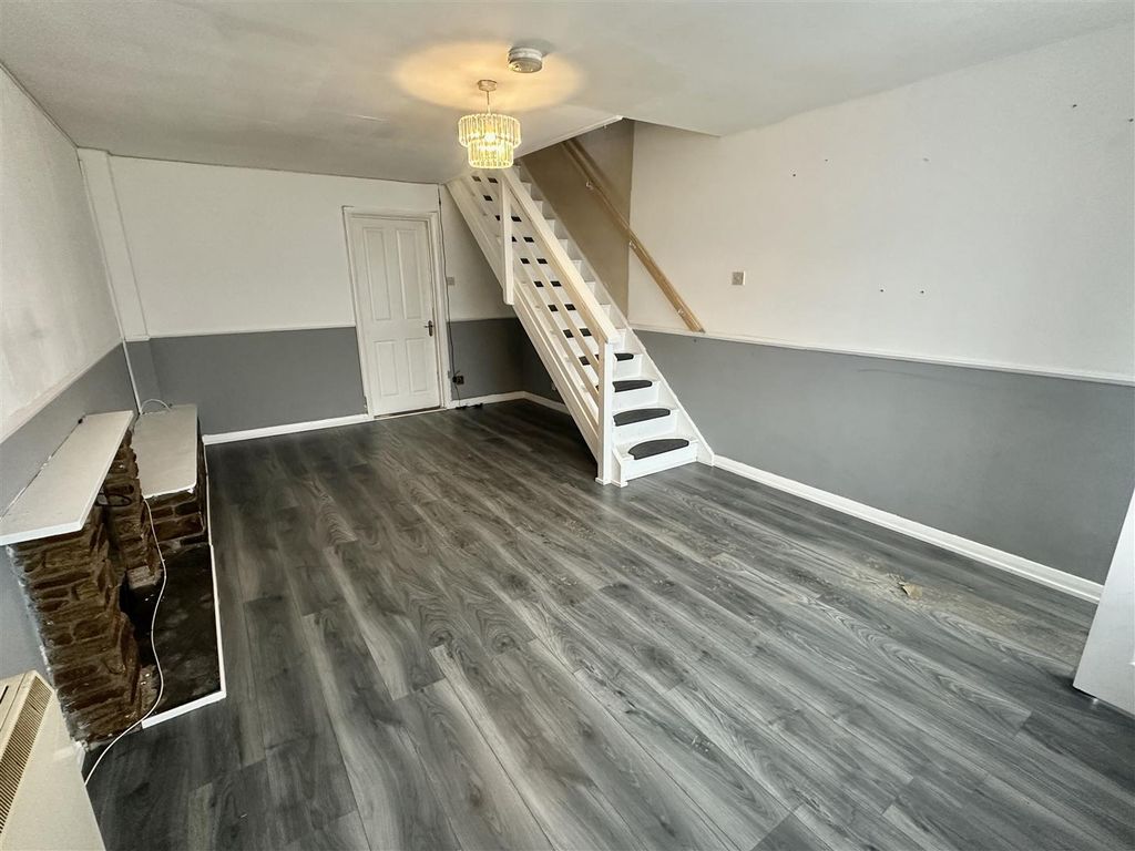 Property photo 2 of 16 20251215_112820507_Ios.Jpg