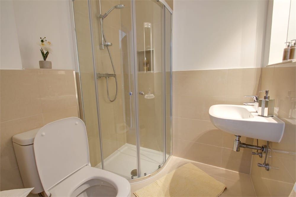 Property photo 3 of 5