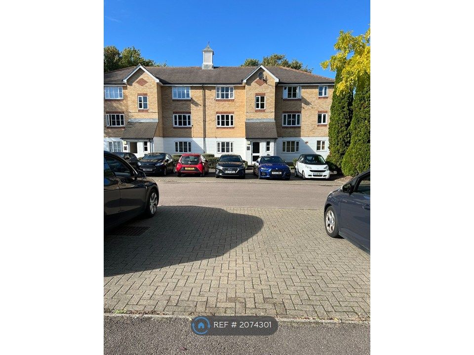 Property photo 3 of 17 Parking Spaces