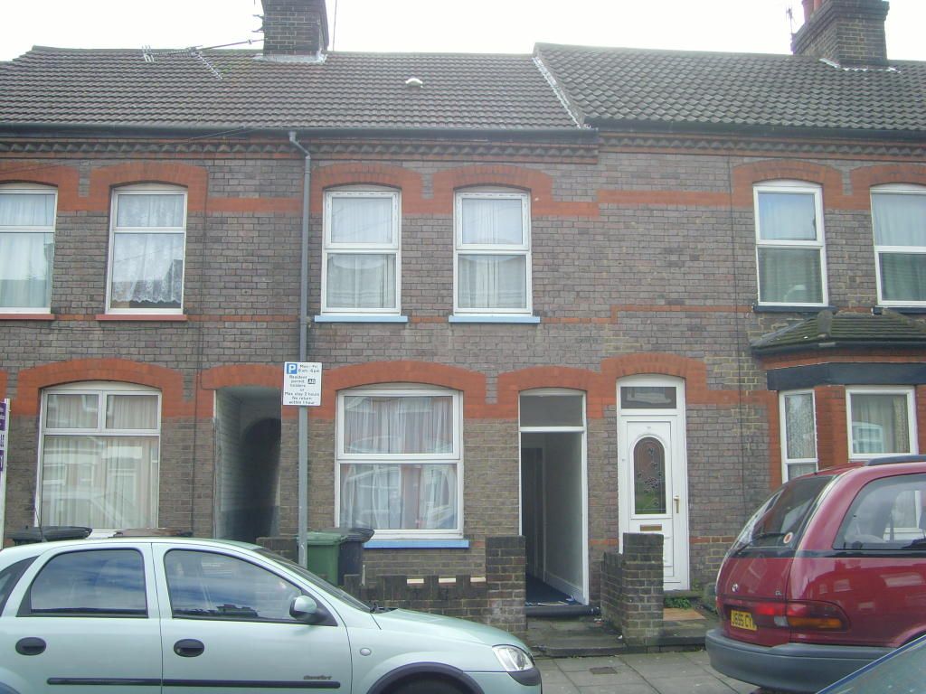 Property photo 1 of 5