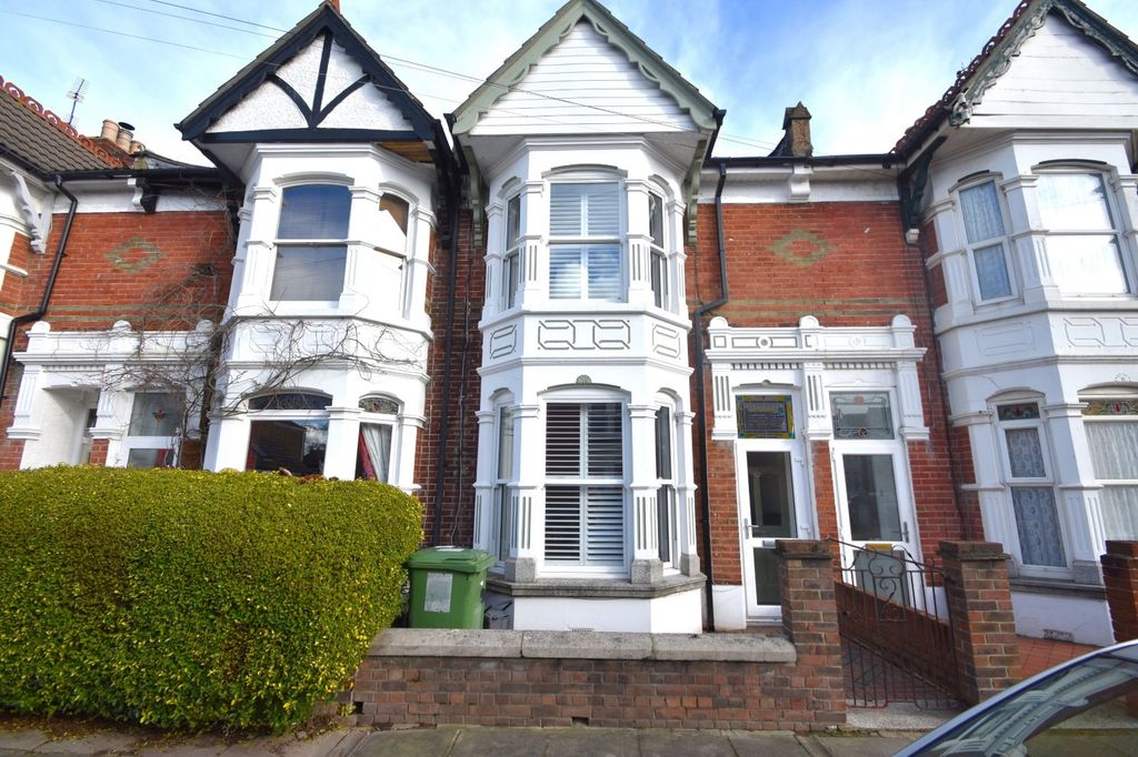 Property photo 1 of 19 Picture No. 23