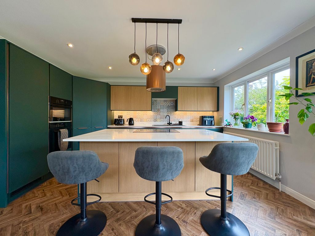 Property photo 2 of 15 Kitchen