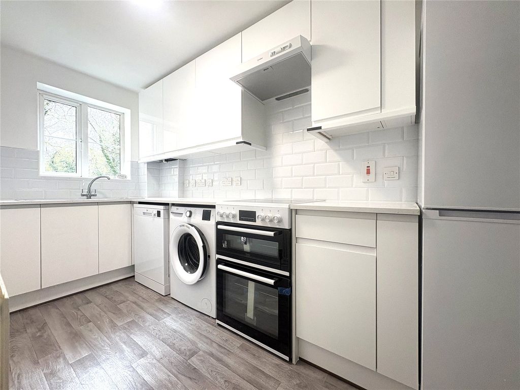 Property photo 3 of 12 Picture No. 08